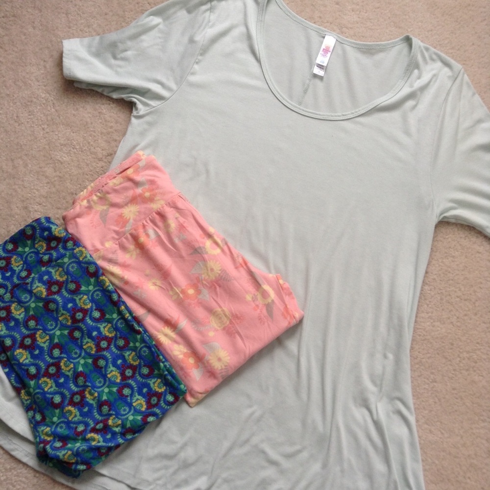 LuLaRoe Perfect Tee and Leggings